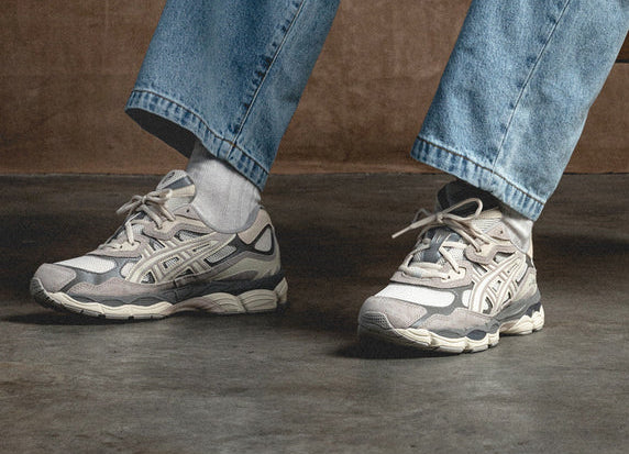 ASICS Gel-NYC Creme Grau