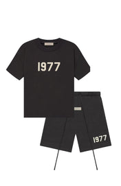 Fear of God Essentials 1977 Iron Sommer-Set