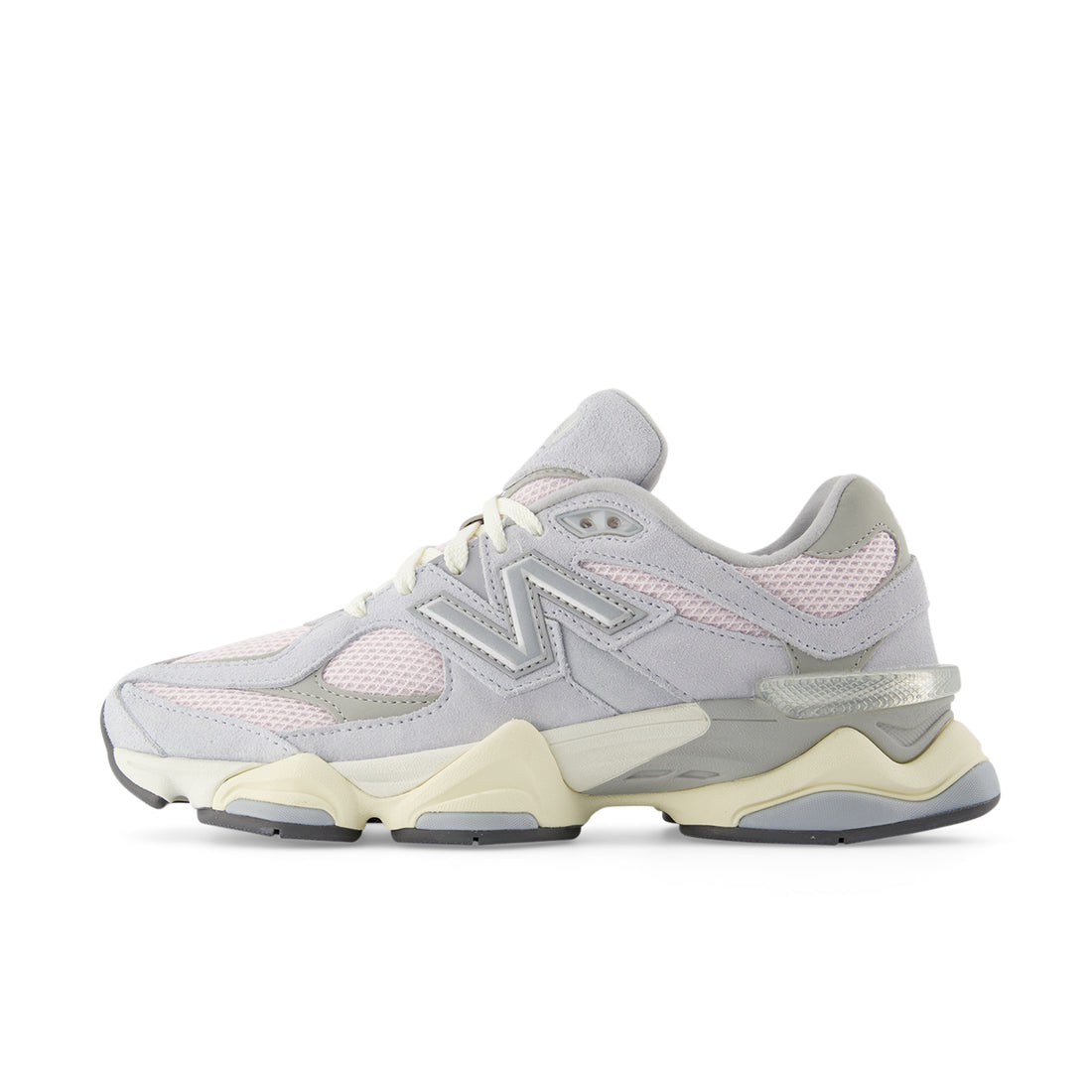 New Balance 9060 Granite Pink - premium sneaker met grijs suède en roze accenten, verkrijgbaar bij KeepItSneaker met gratis verzending in Nederland, België en Duitsland.