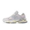 New Balance 9060 Granite Pink - premium sneaker met grijs suède en roze accenten, verkrijgbaar bij KeepItSneaker met gratis verzending in Nederland, België en Duitsland.