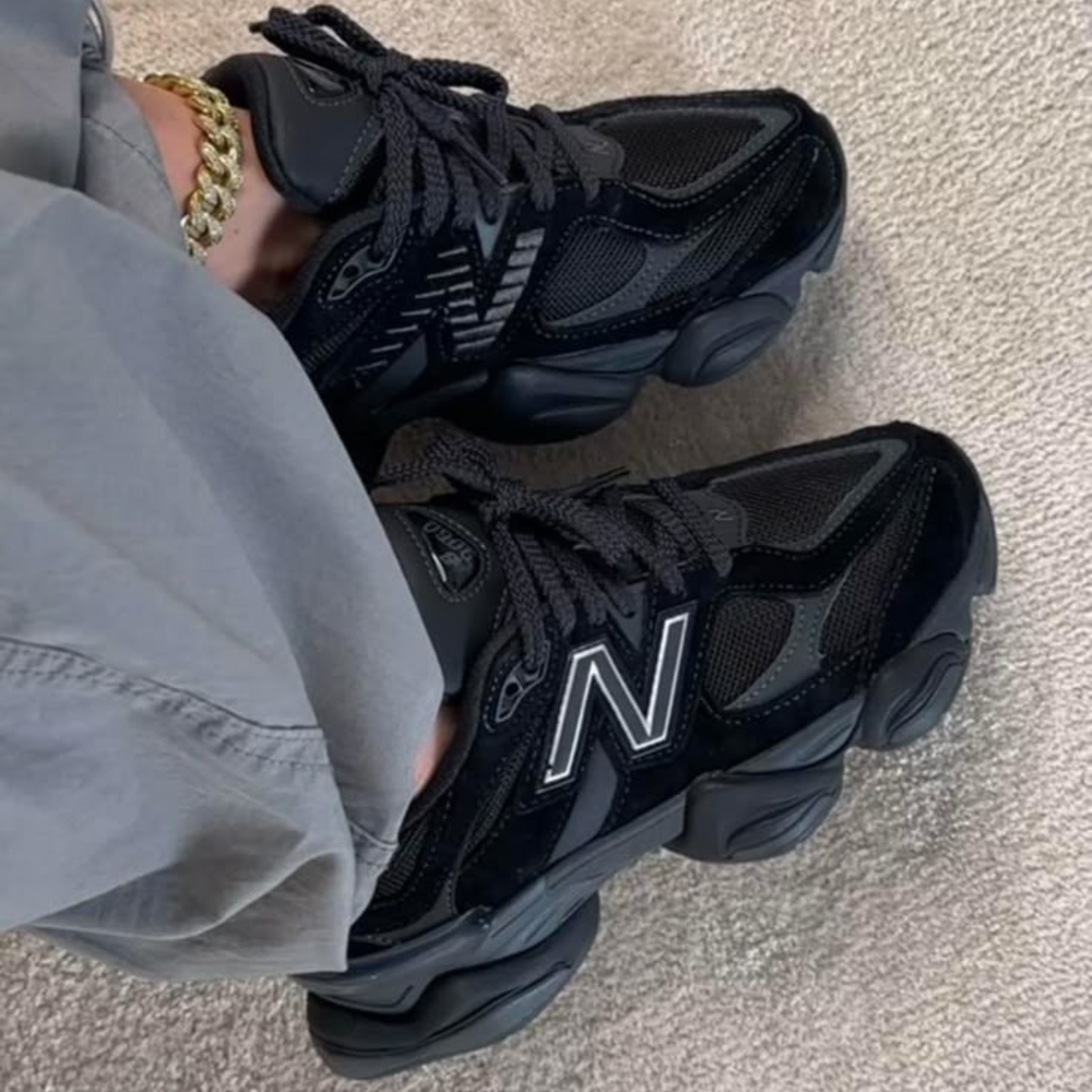 New Balance 9060 Triple Schwarz