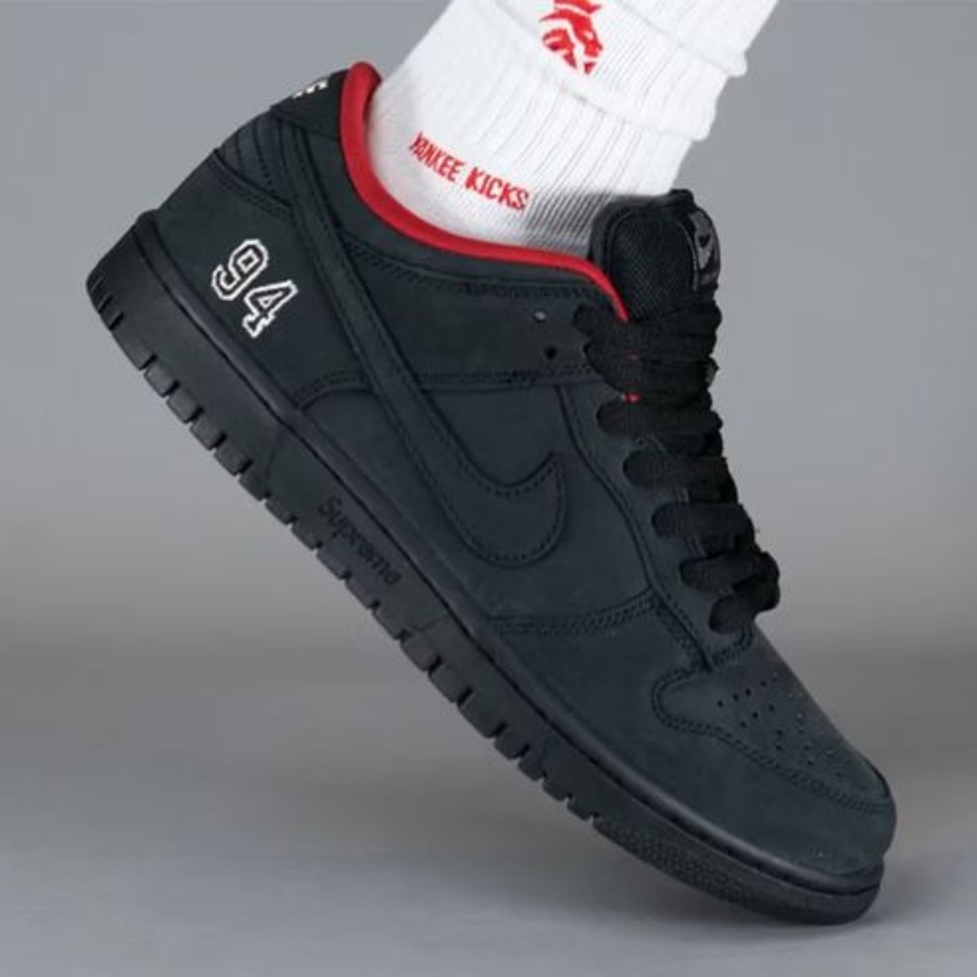 Nike SB Dunk Low Supreme 94 Schwarz