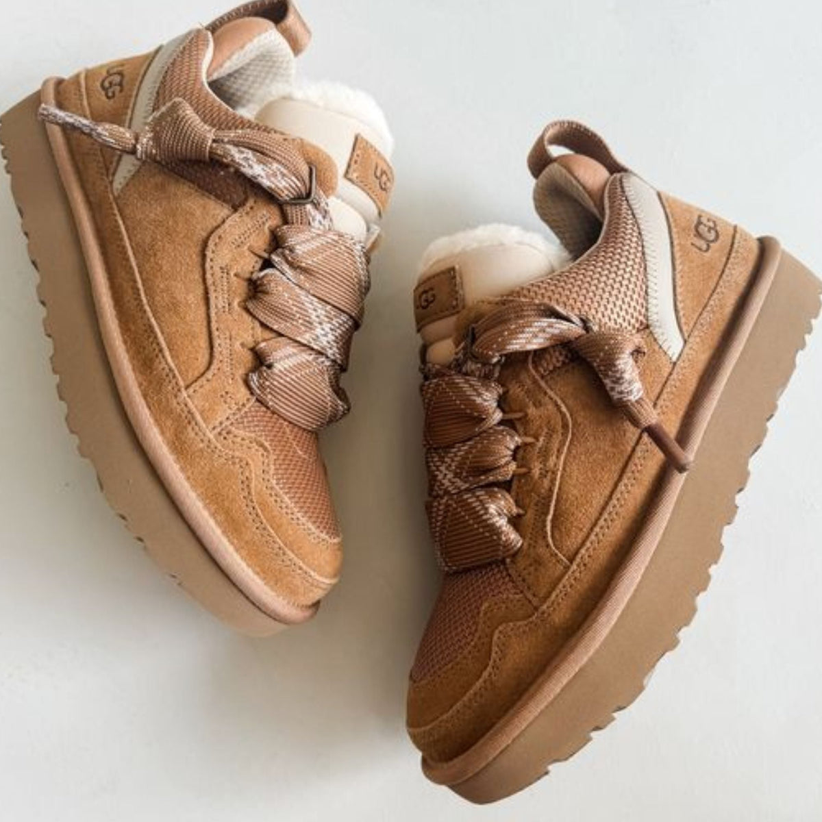 UGG Lowmel Chestnut - 1144032-CHE