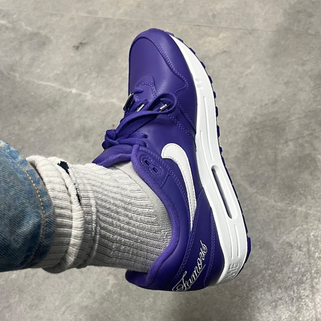 Nike Air Max 1 '87 SP Supreme Varsity Purple - HF8813-500