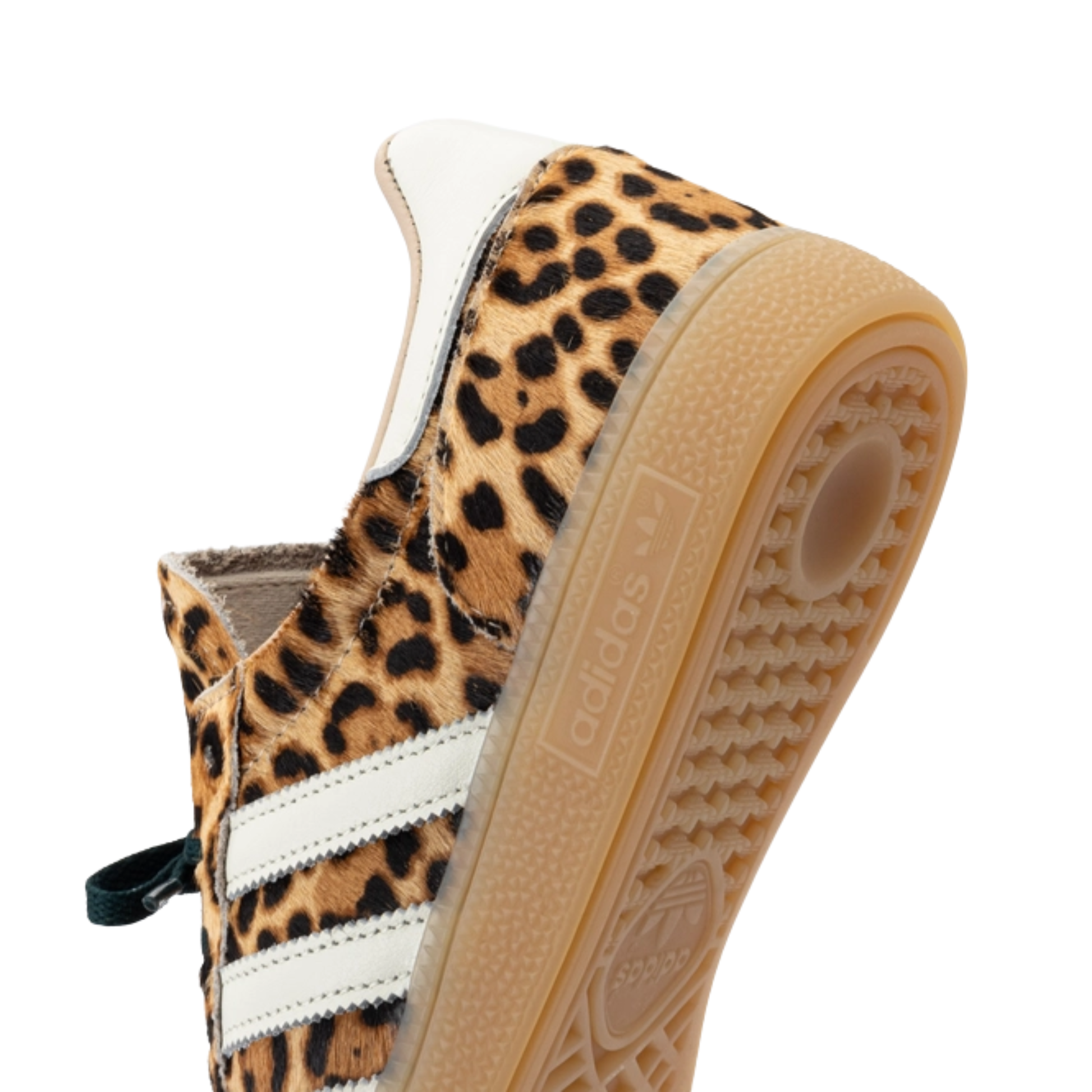 Adidas Handball Spezial sneaker in leopard magic beige close-up view