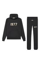 Fear of God ESSENTIALS 1977 Eisen Schwarz Vollständiges Set