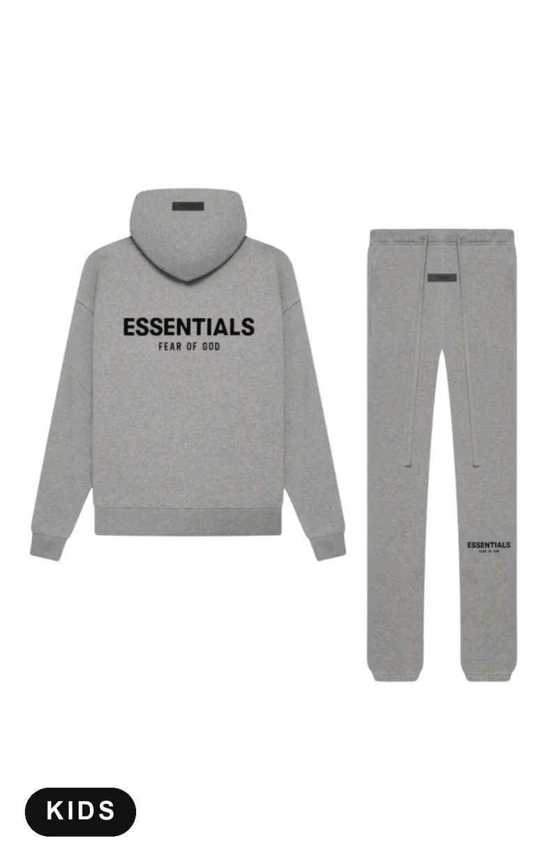Fear of God Essentials Dark Oatmeal Kids Set - hoodie en broek