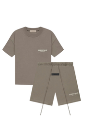 Fear of God Essentials Desert Taupe Sommer-Set