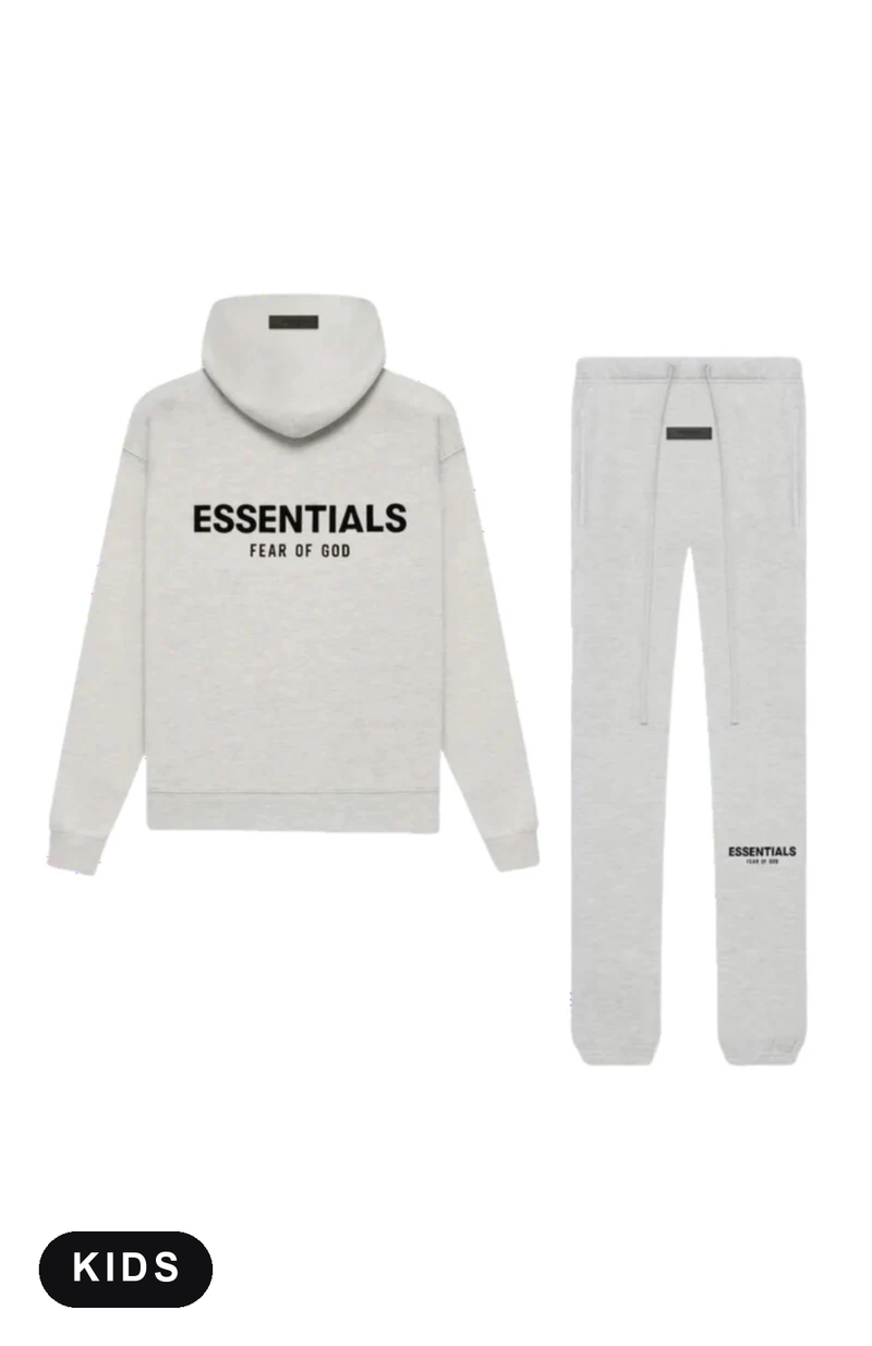 Fear of God Essentials Light Oatmeal Kids Set - hoodie en broek