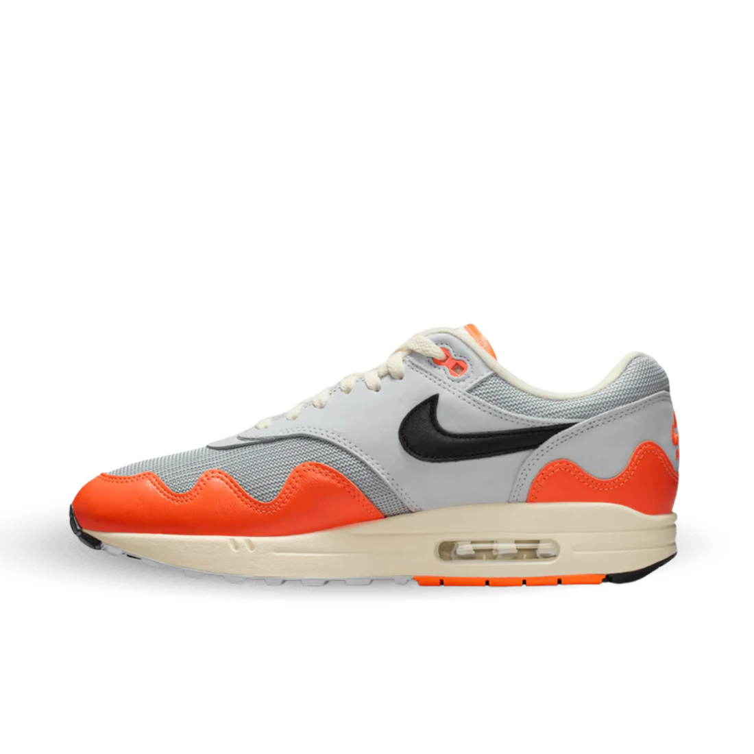 Nike Air Max 1 Patta Waves Hyper Crimson Pure Platinum sneaker in hyper crimson and pure platinum side view