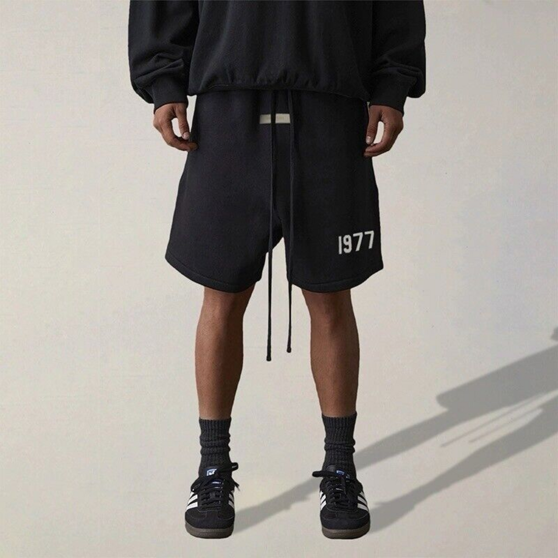 Fear of God Essentials 1977 Iron Kurze Hose