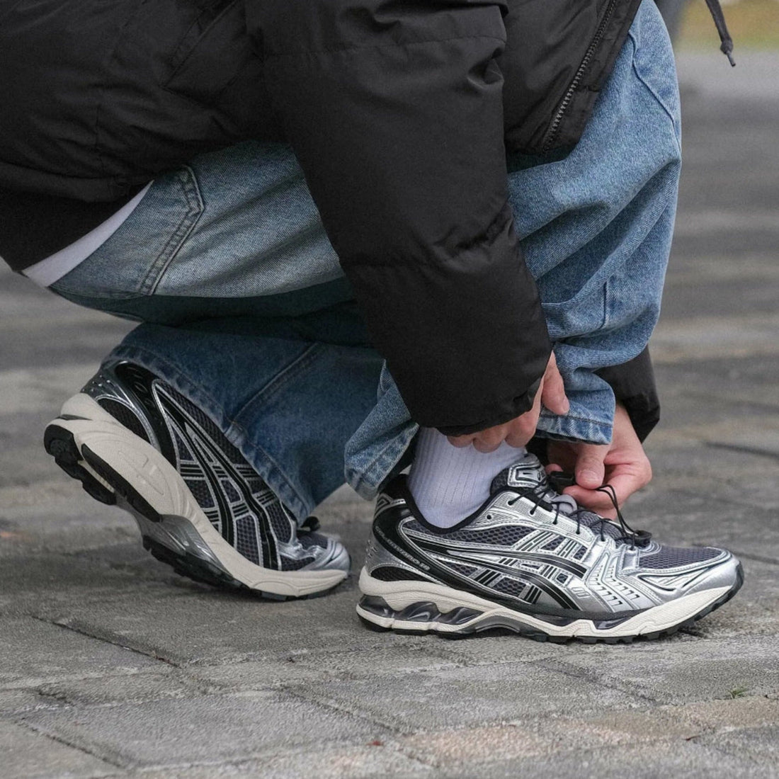 ASICS Gel-Kayano 14 Unlimited Pack Carrier Grau