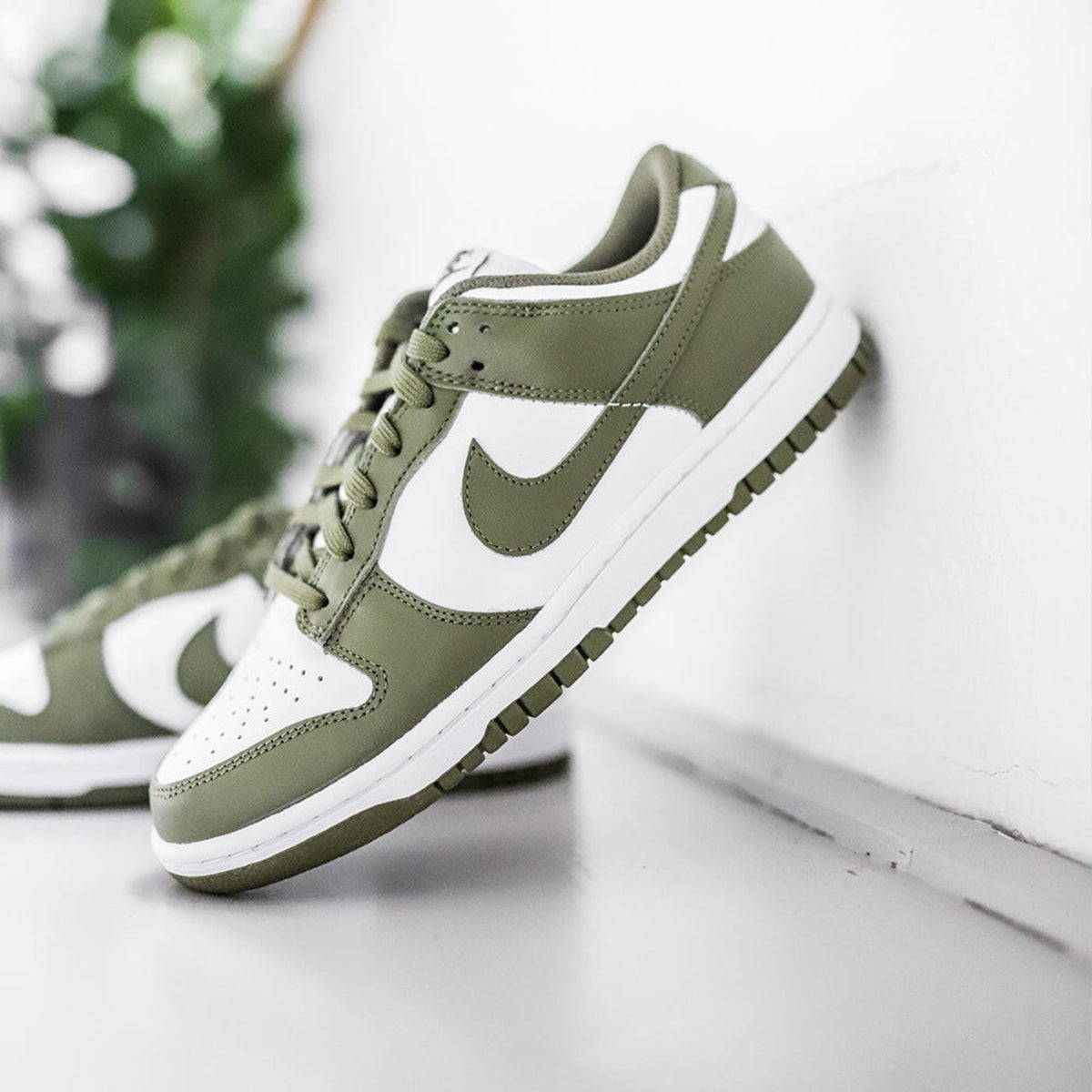 Nike Dunk Low Medium Olive