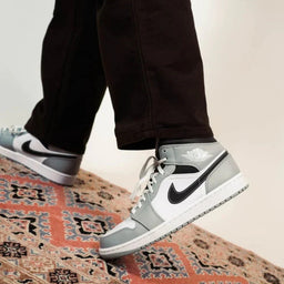 Air Jordan 1 Mid Light Smoke Grey Anthrazit