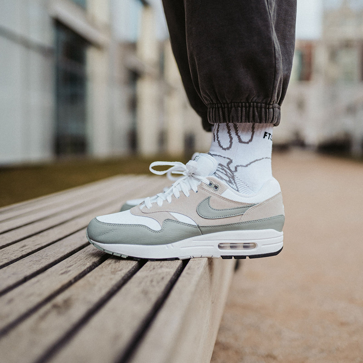 Nike Air Max 1 Mica Green