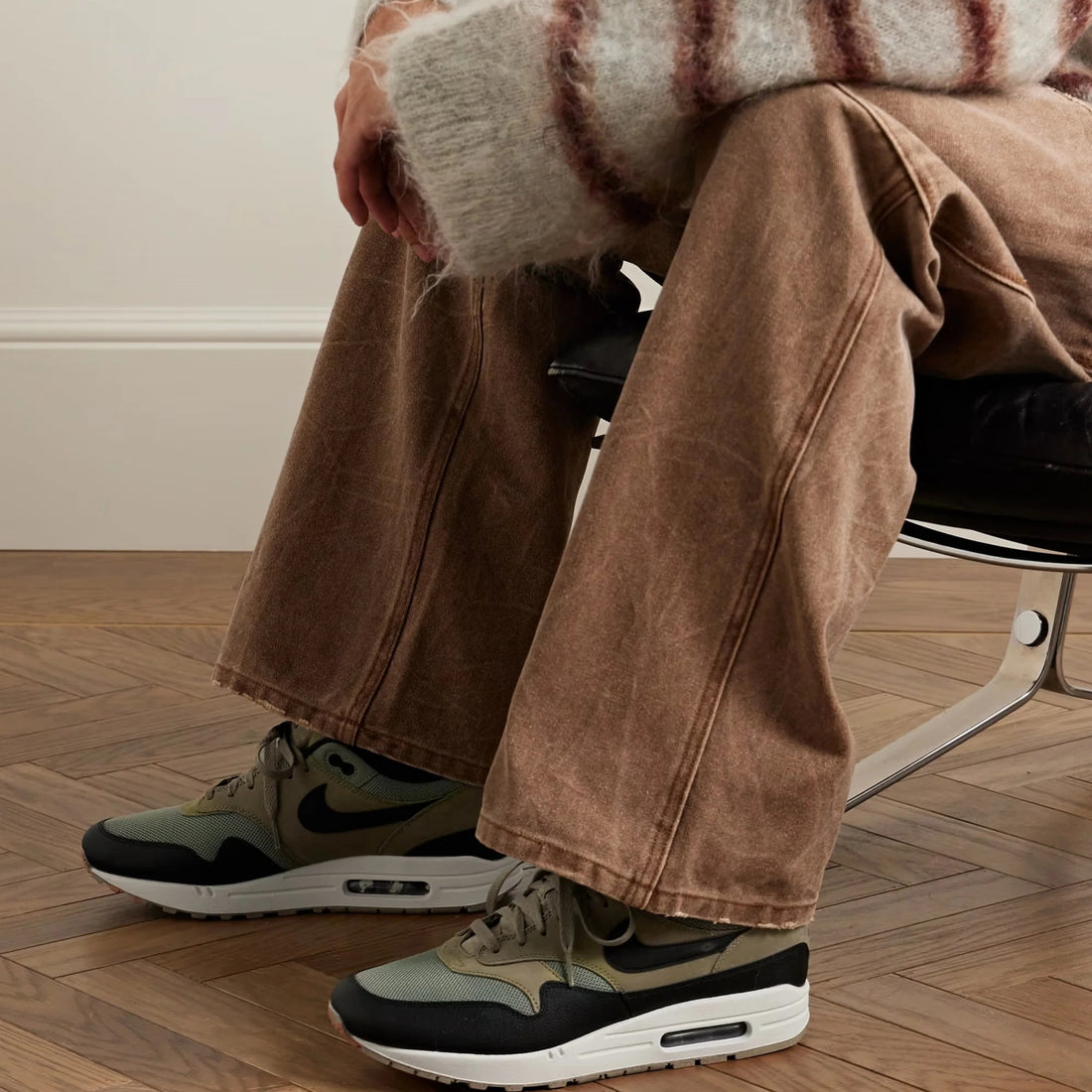 Nike Air Max 1 Dunkles Stuck