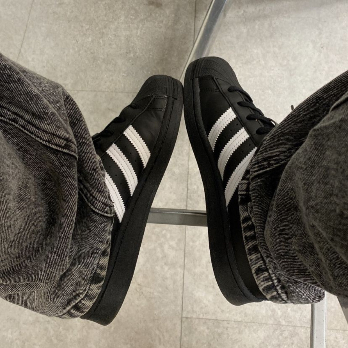 Adidas Superstar Core Schwarz Cloud Weiß Gold
